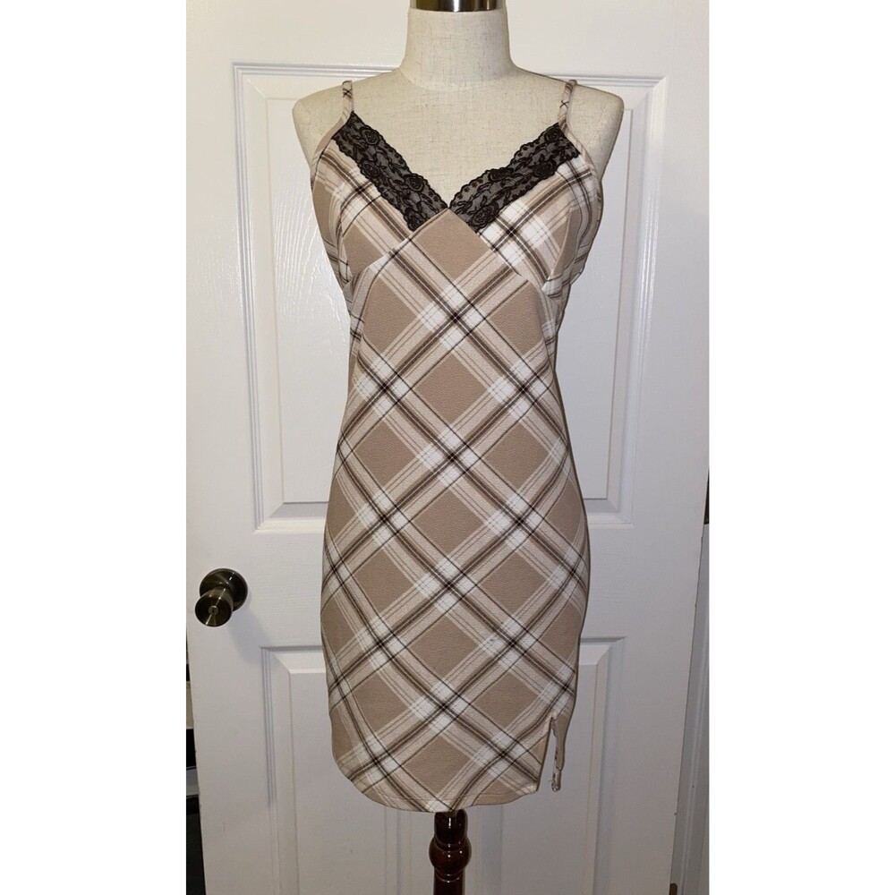No Boundaries Plaid Mini Dress, Lace Trim, Beige/White Size Medium Grunge